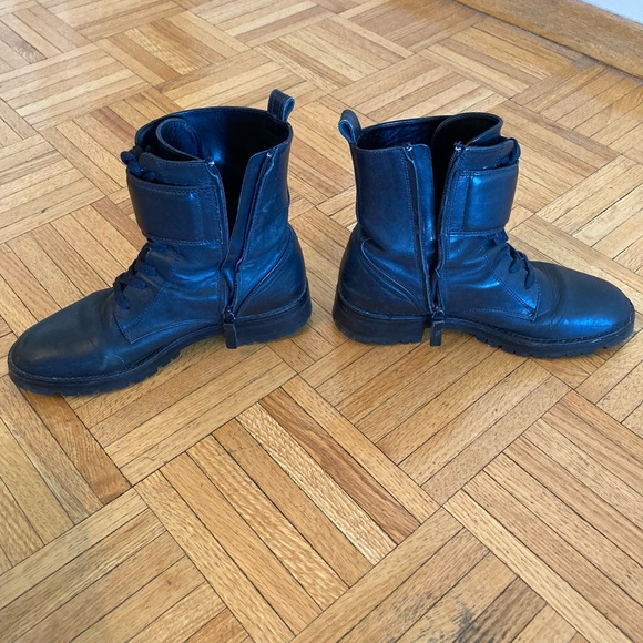 Massimo Dutti black combat lace-up boots with buckles - Picture 3 of 12